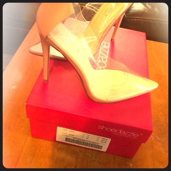 Shoe Dazzle Shoes - Nude Pumps
